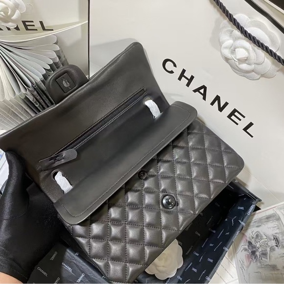 Chanel Black Wallet On Chain Classic Black Lambskin Pristine - Picture 3 of 5